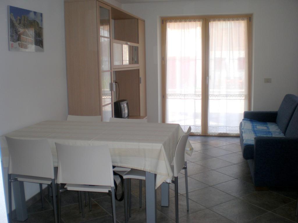 Anna Apartment Pozza di Fassa Eksteriør billede